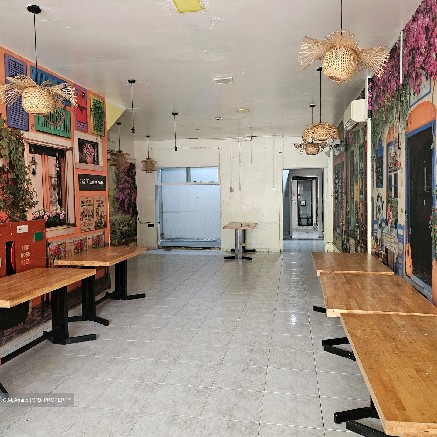 Desker Road Conservation Area (D8), Retail #581238631
